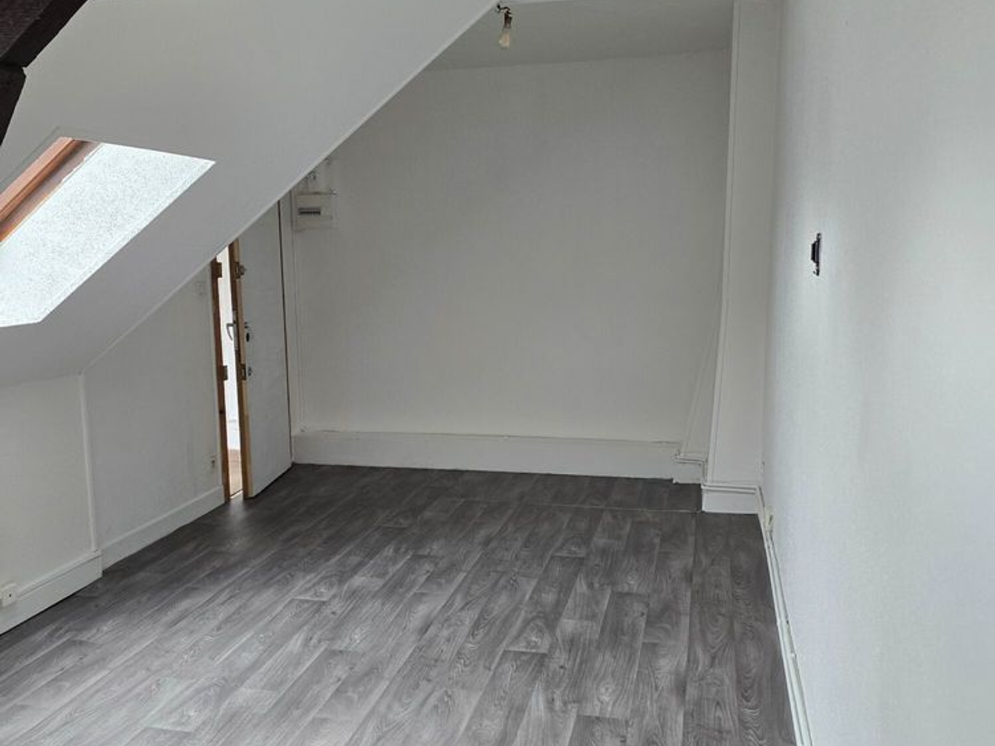 Immeuble à vendre - 57m2 - Saint-Quentin (02100)