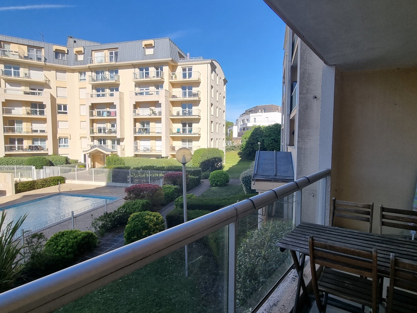 T2 dans RESIDENCE DE STANDING + TERRASSE + PARKING + PISCINE