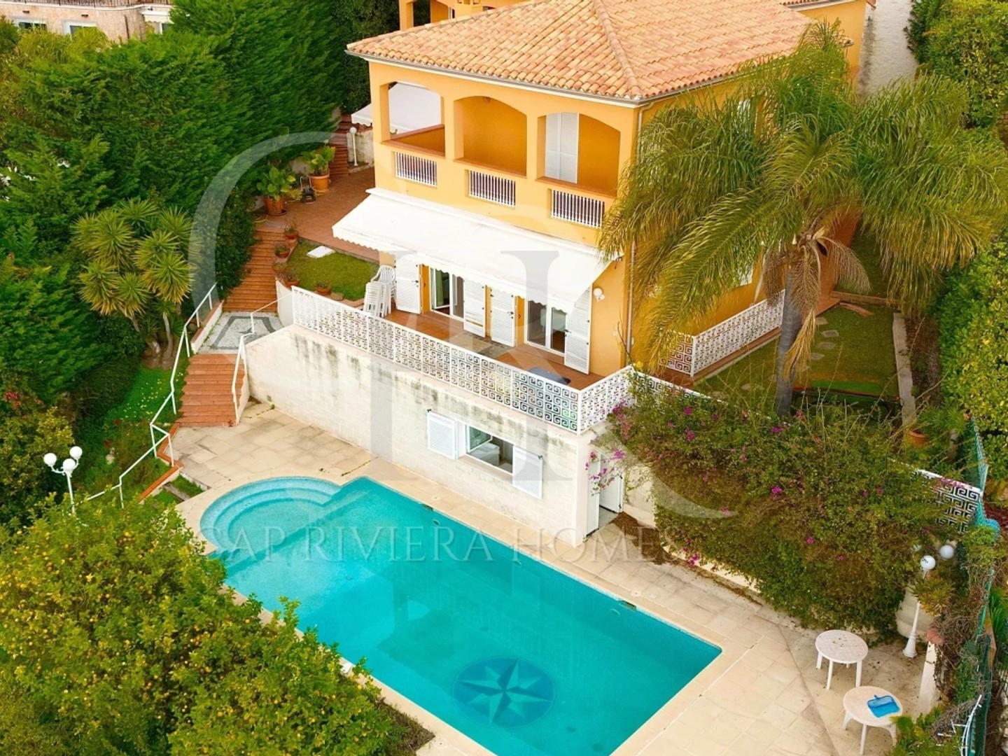 VILLA BEAUSOLEIL