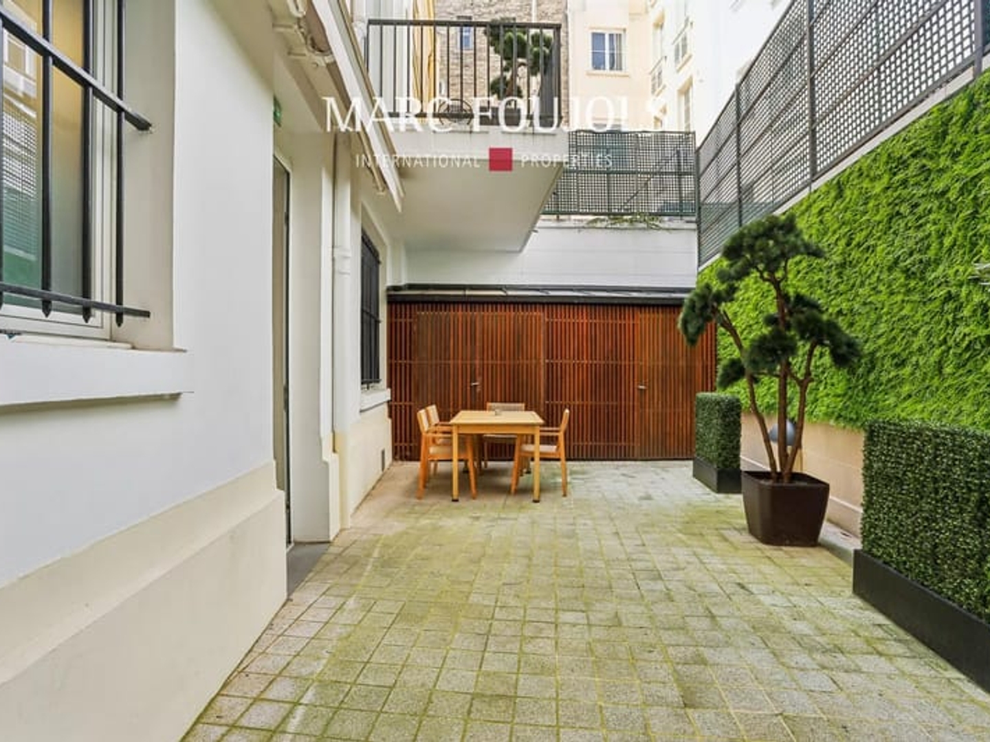Maison à vendre - 14 pièces - 529m2 - Paris 8e (75008)