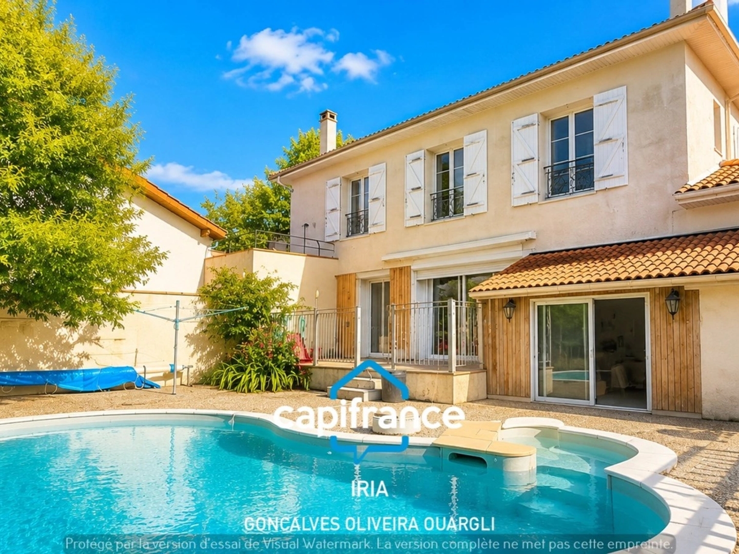 Maison 9 pièces 300 m²