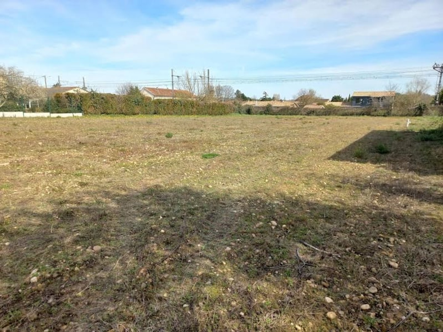 Terrain 750 m²