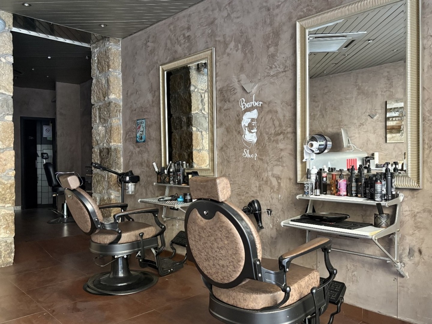 NICE / LIBÉRATION (06000) / VERNIER - CESSION DROIT AU BAIL LOCAL COMMERCIAL 45M2 COIFFURE