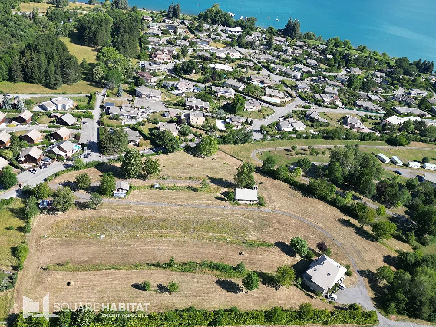 Terrain 639 m²