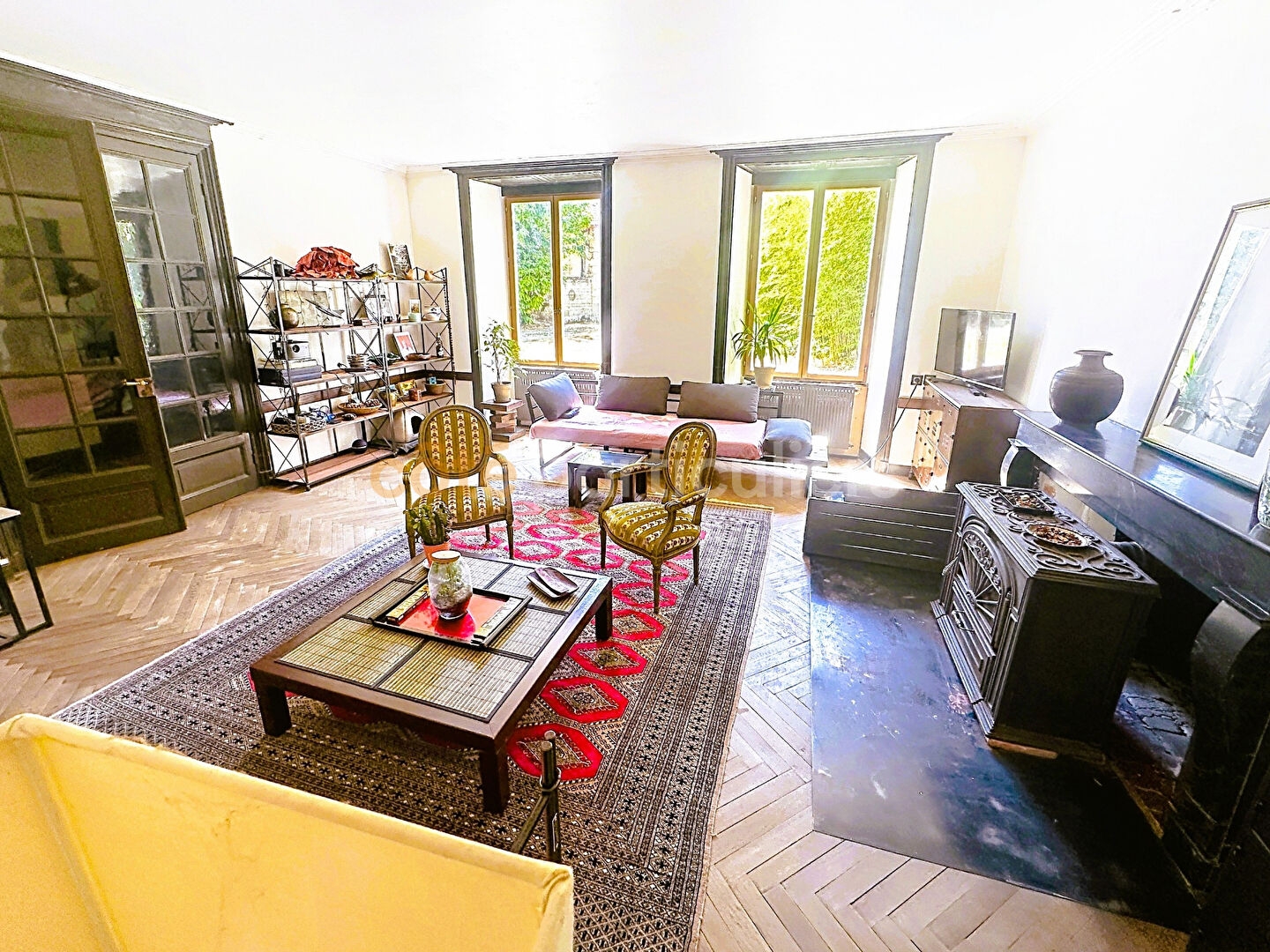 Maison à vendre - 8 pièces - 242m2 - Mirebeau (86110)