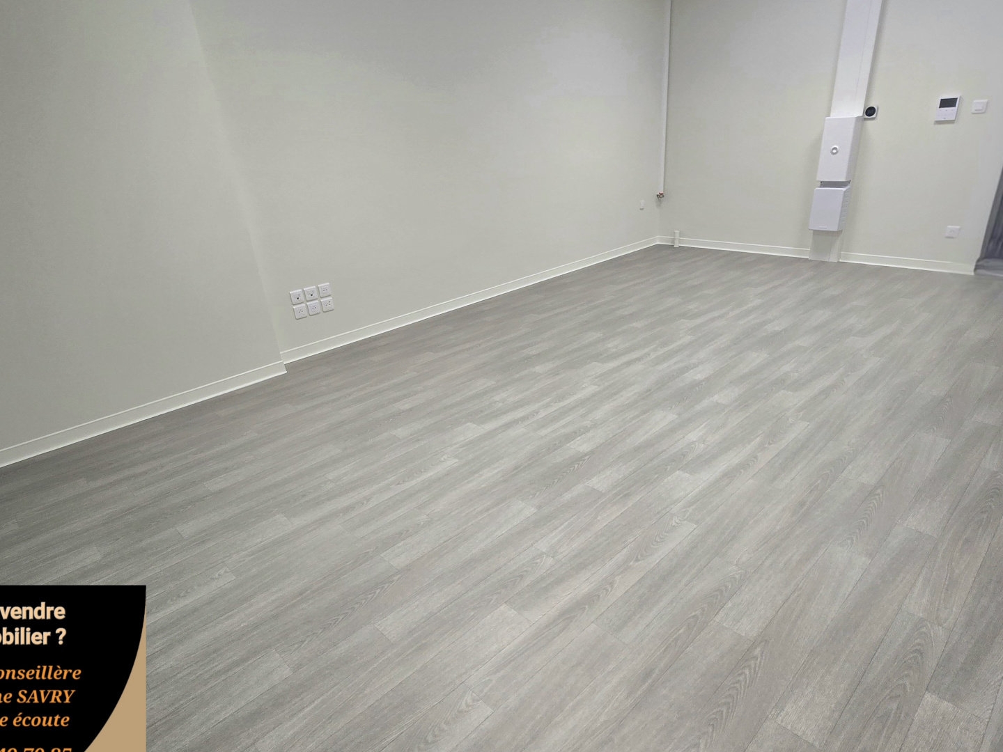 Locaux à vendre - 25m2 - Is-Sur-Tille (21120)