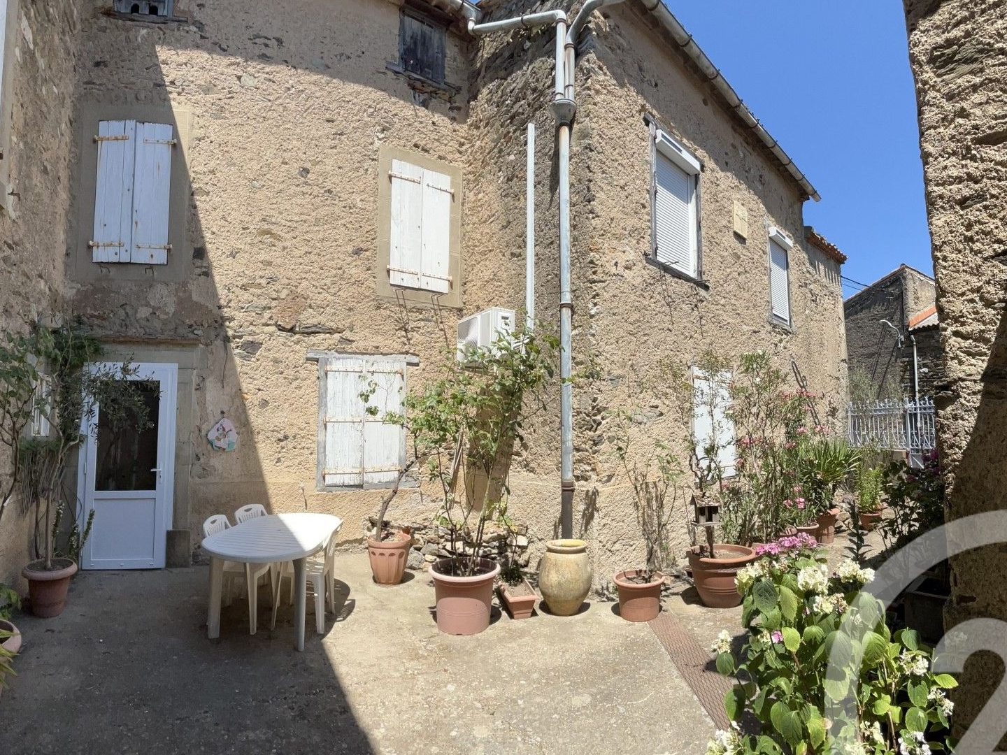 Maison 8 pièces 499 m²