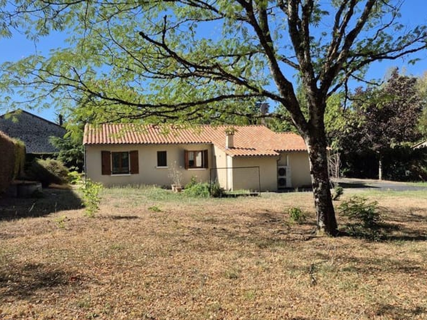 Maison à vendre - 4 pièces - 90m2 - Augignac (24300)