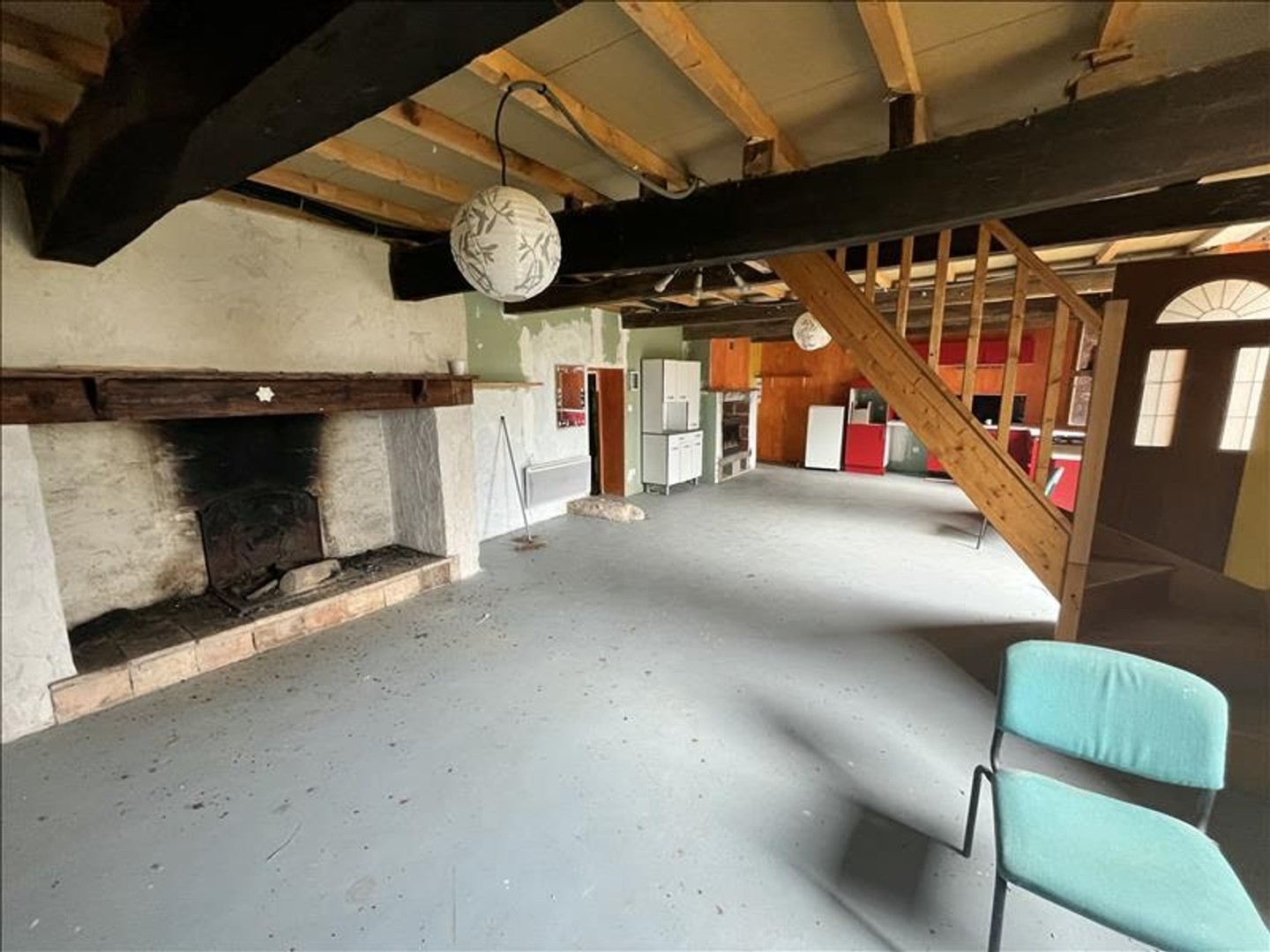 Maison 2 pièces 253 m²