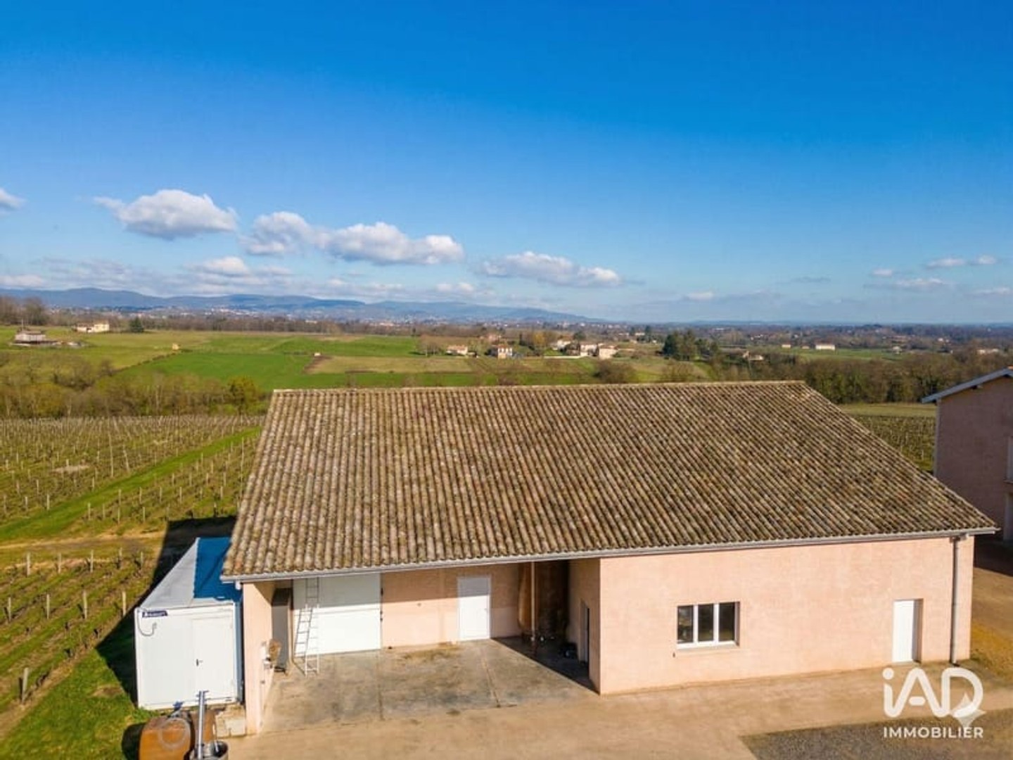 Immeuble commercial 2 pièces 430 m²