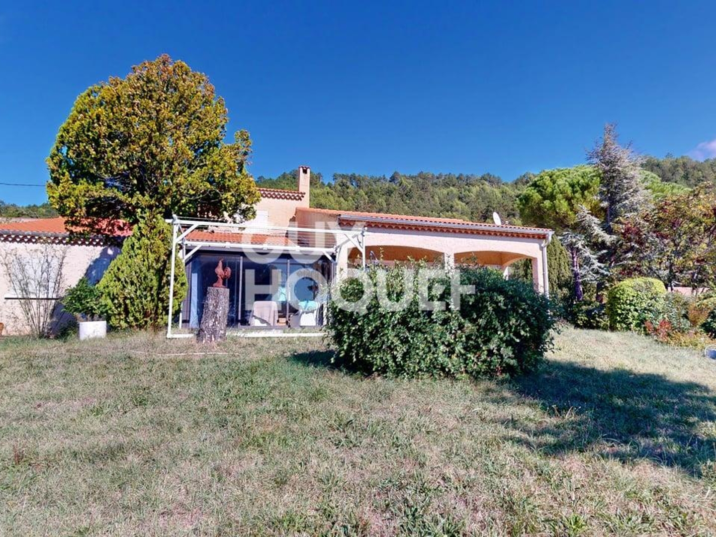 PUY-SAINT-MARTIN - MAISON FAMILIALE AVEC JARDIN ET VUE DÉGAGÉE