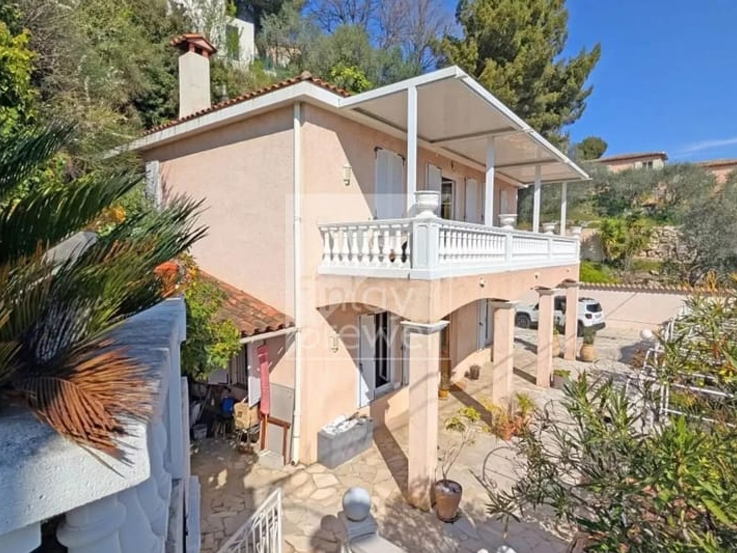 Villa de Charme sur les Collines Niçoises