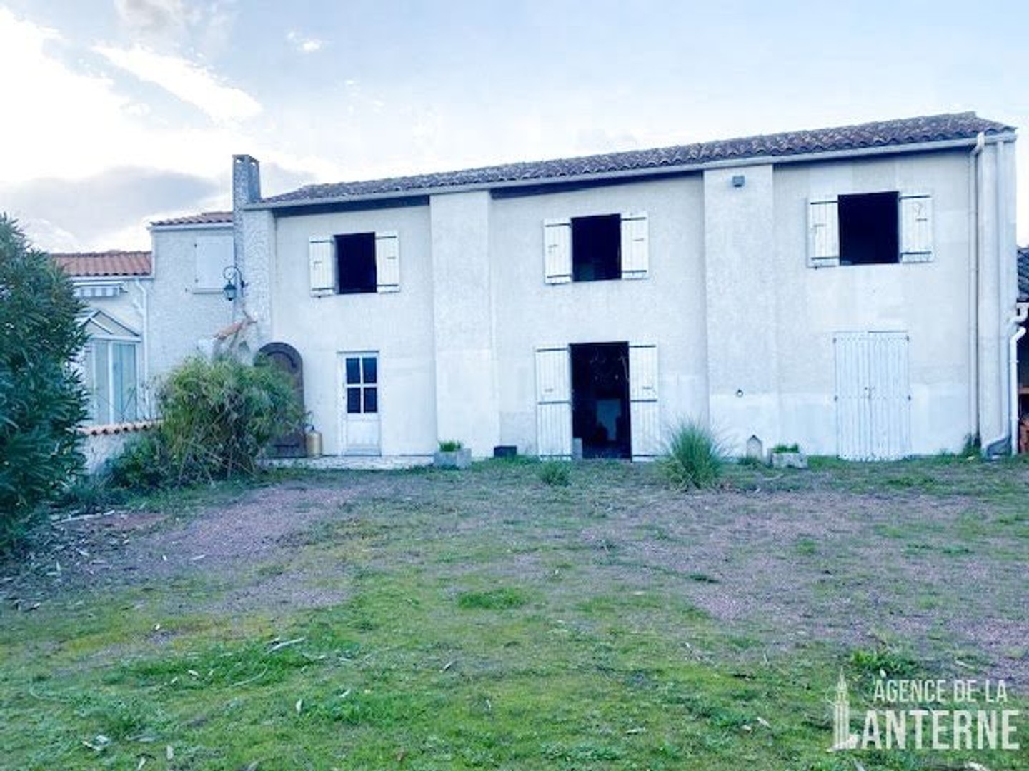 Local 3 pièces 22 m²