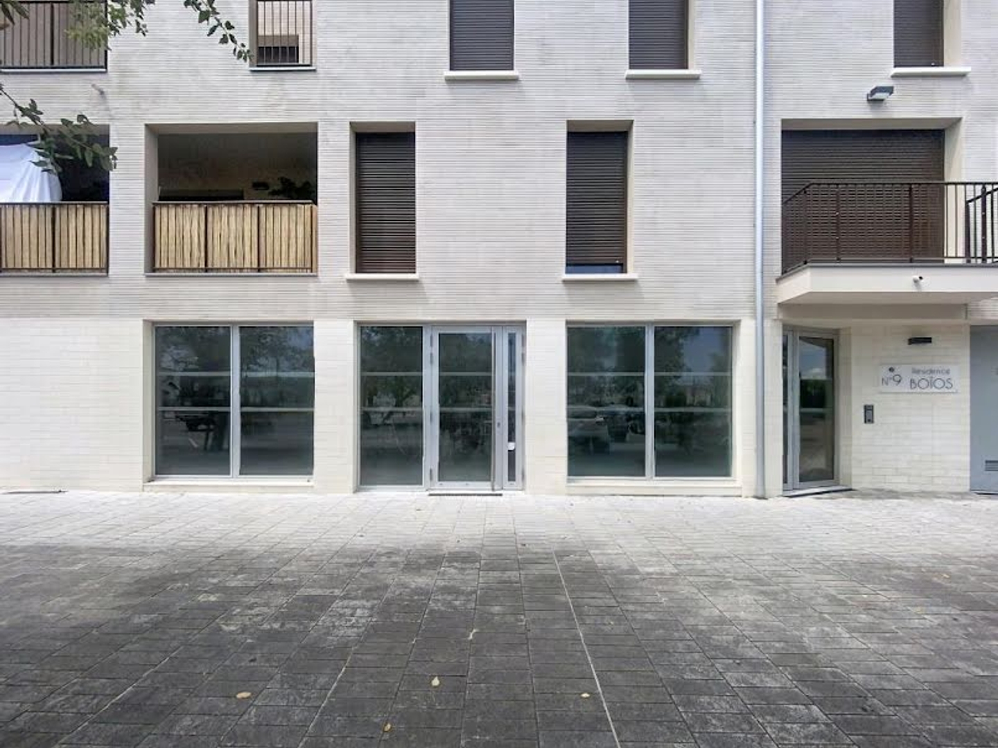 Local 47 m²
