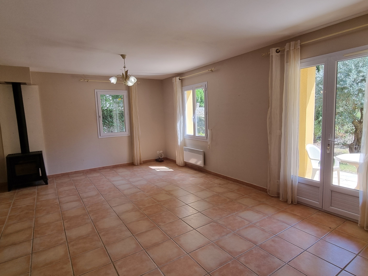 Maison à vendre - 4 pièces - 90m2 - Caseneuve (84750)