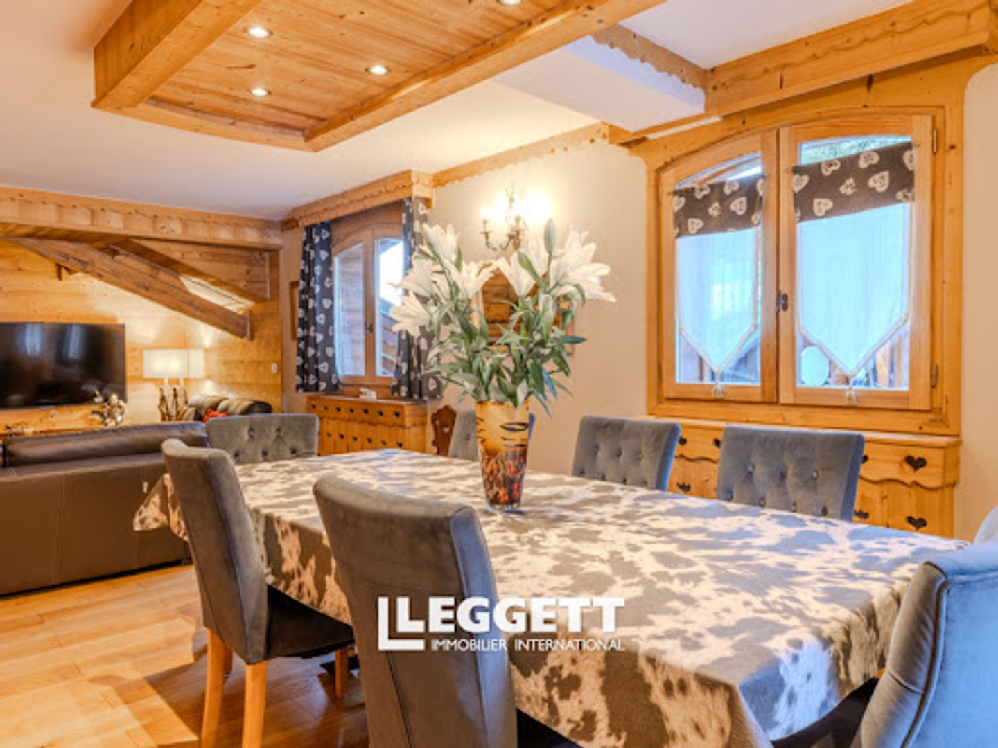 Maison 20 pièces 390 m²
