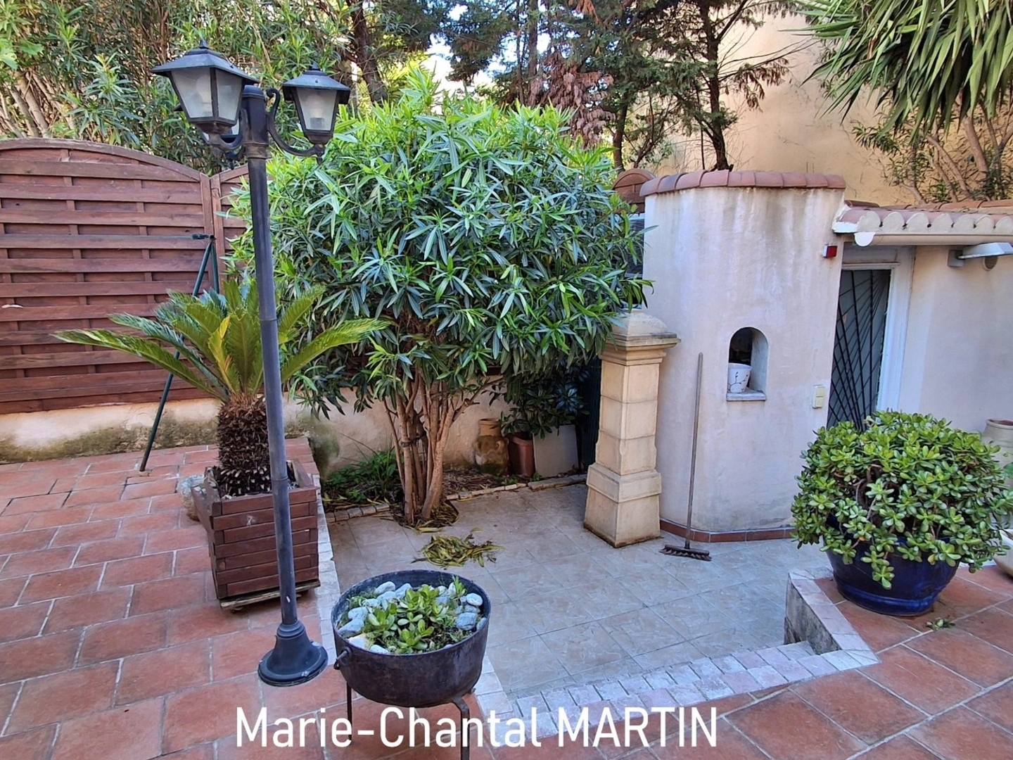 Marseille 8° premier Prado Rez-de-jardin T5 avec jardin et terrasse
