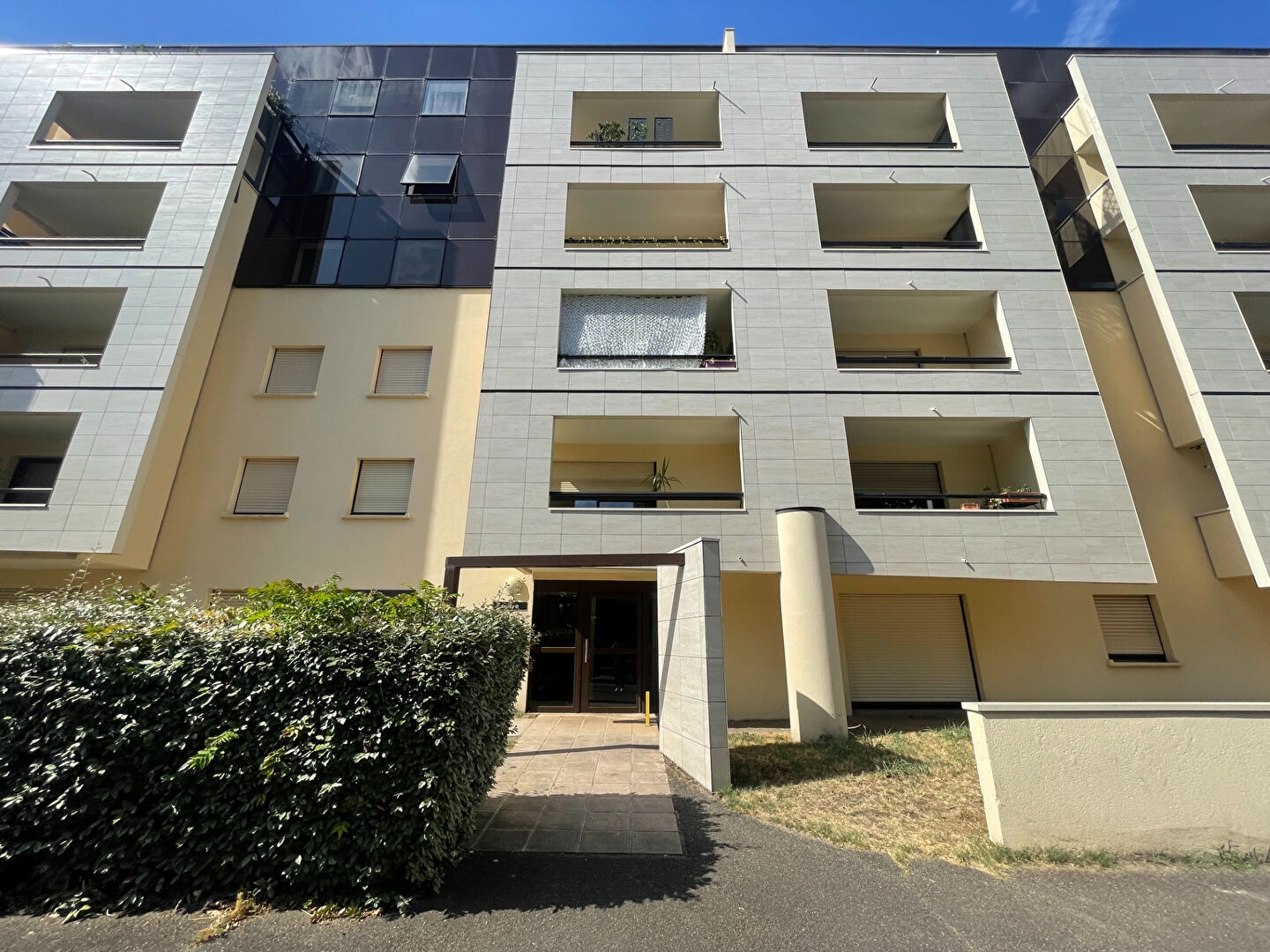 Talence Forum ? Dernier étage avec balcon, appartement T1 bis entièrement rénové 35,6m2