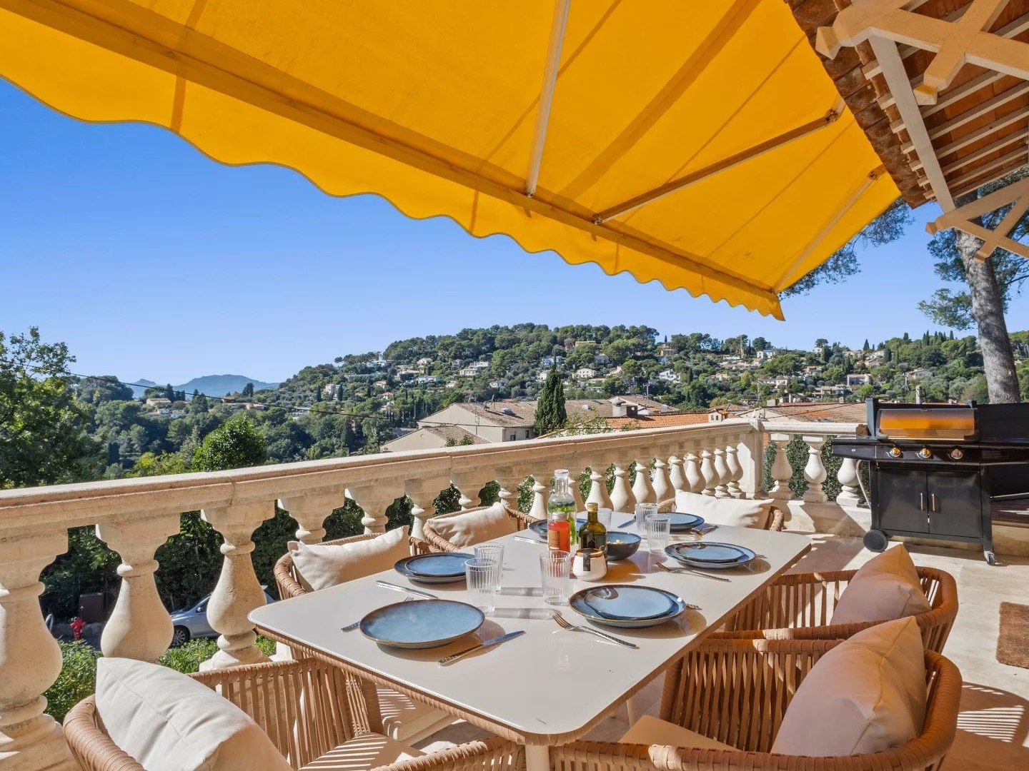 Maison à vendre - 6 pièces - 204m2 - Mougins (06250)