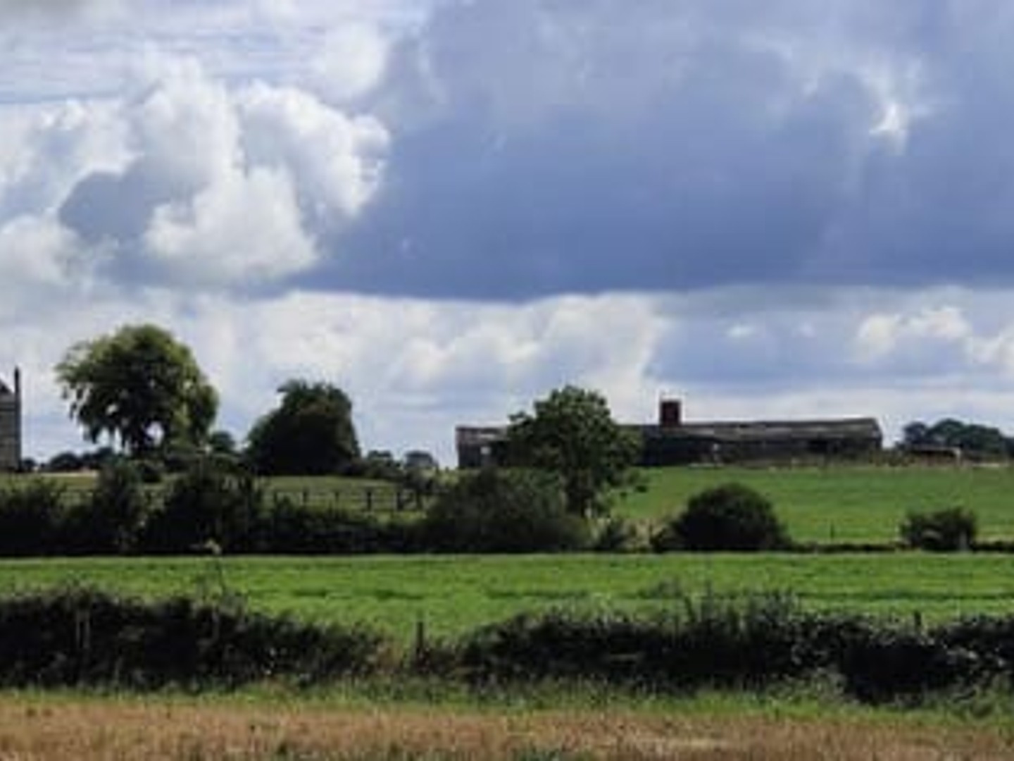 Locaux à vendre - 1730000m2 - Chailloué (61240)