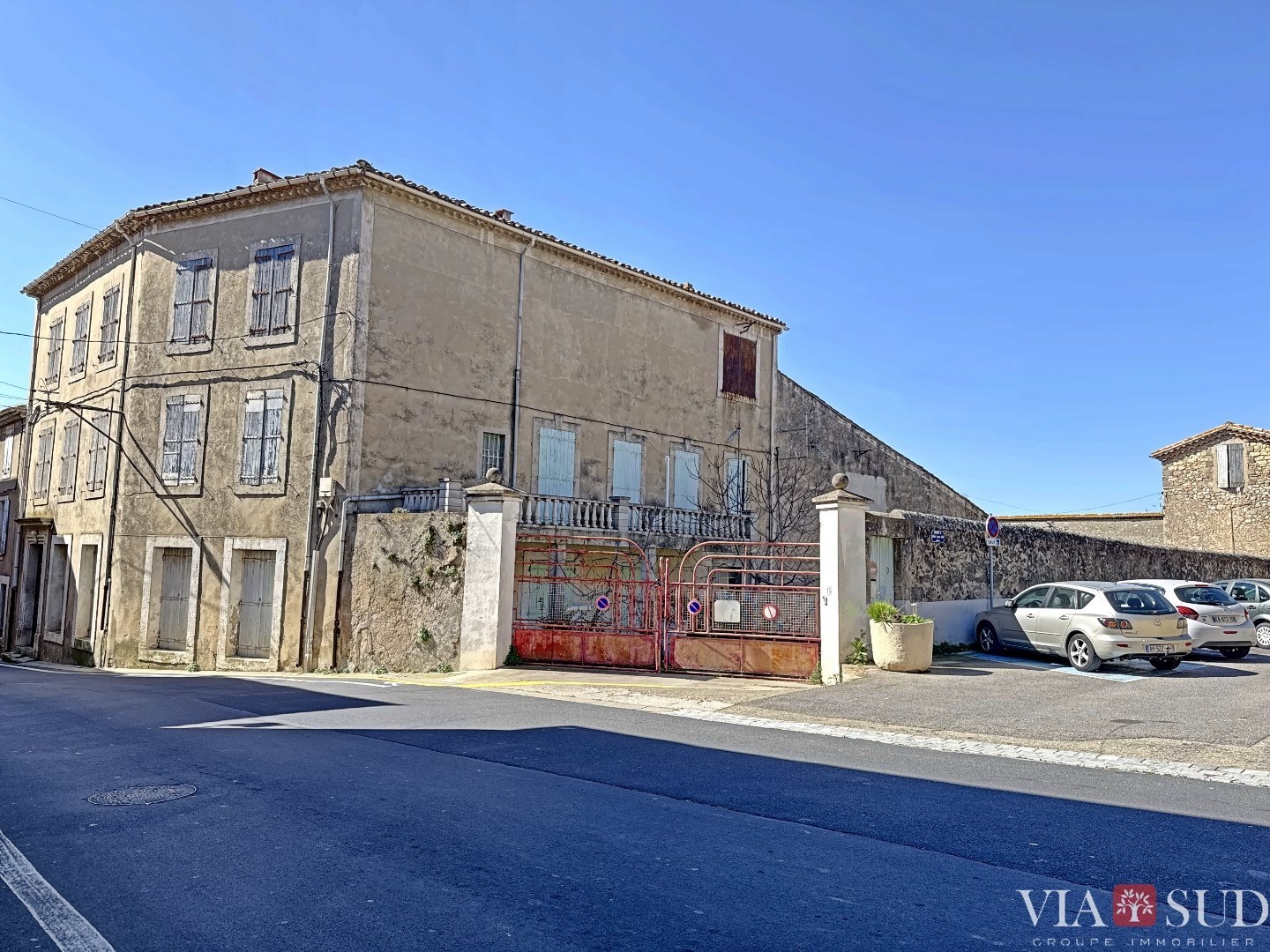Immeuble à vendre - 8 pièces - 556m2 - Nissan-Lez-Enserune (34440)