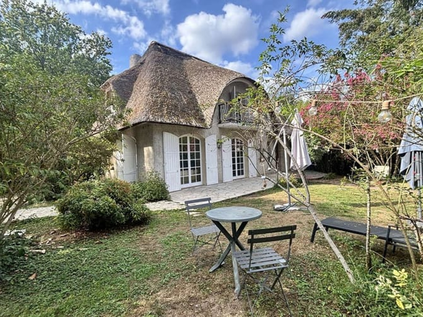 Maison à vendre - 7 pièces - 230m2 - Vaux-Le-Pénil (77000)