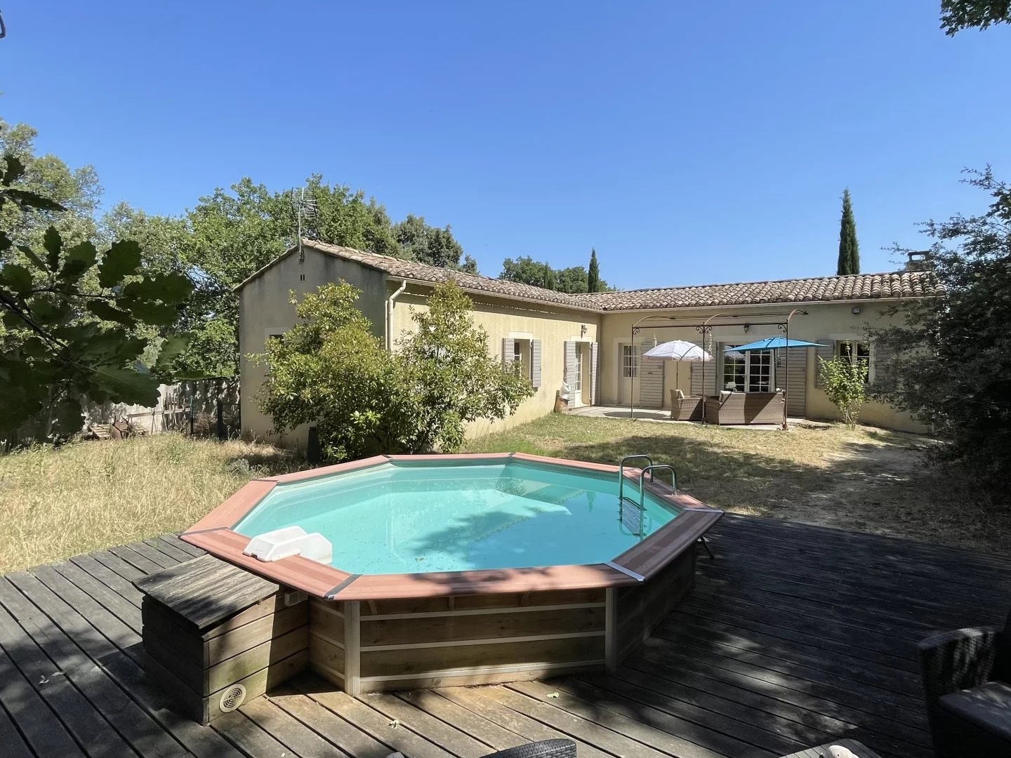 Maison à vendre - 4 pièces - 120m2 - Robion (84440)