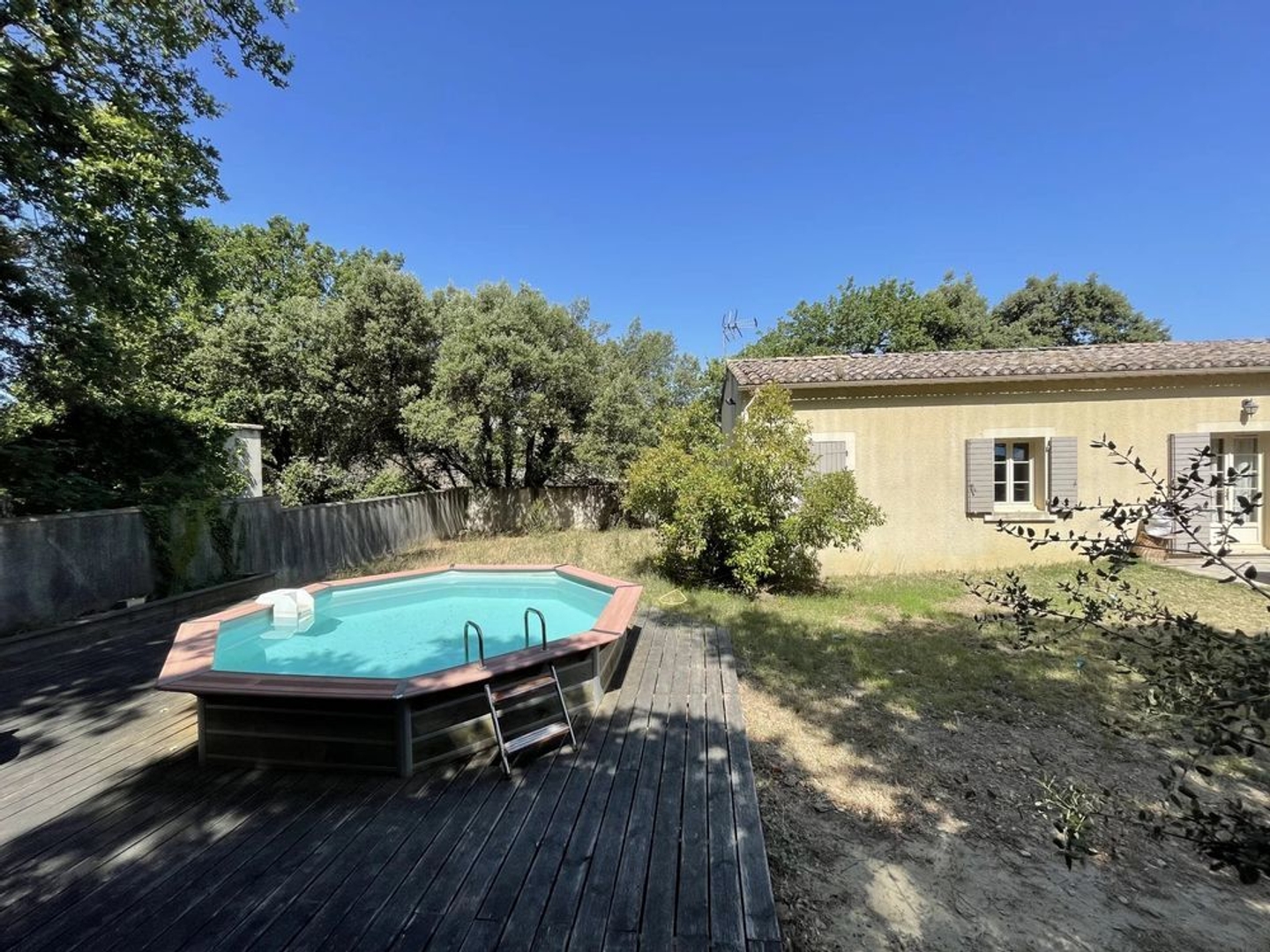 Maison à vendre - 4 pièces - 120m2 - Robion (84440)