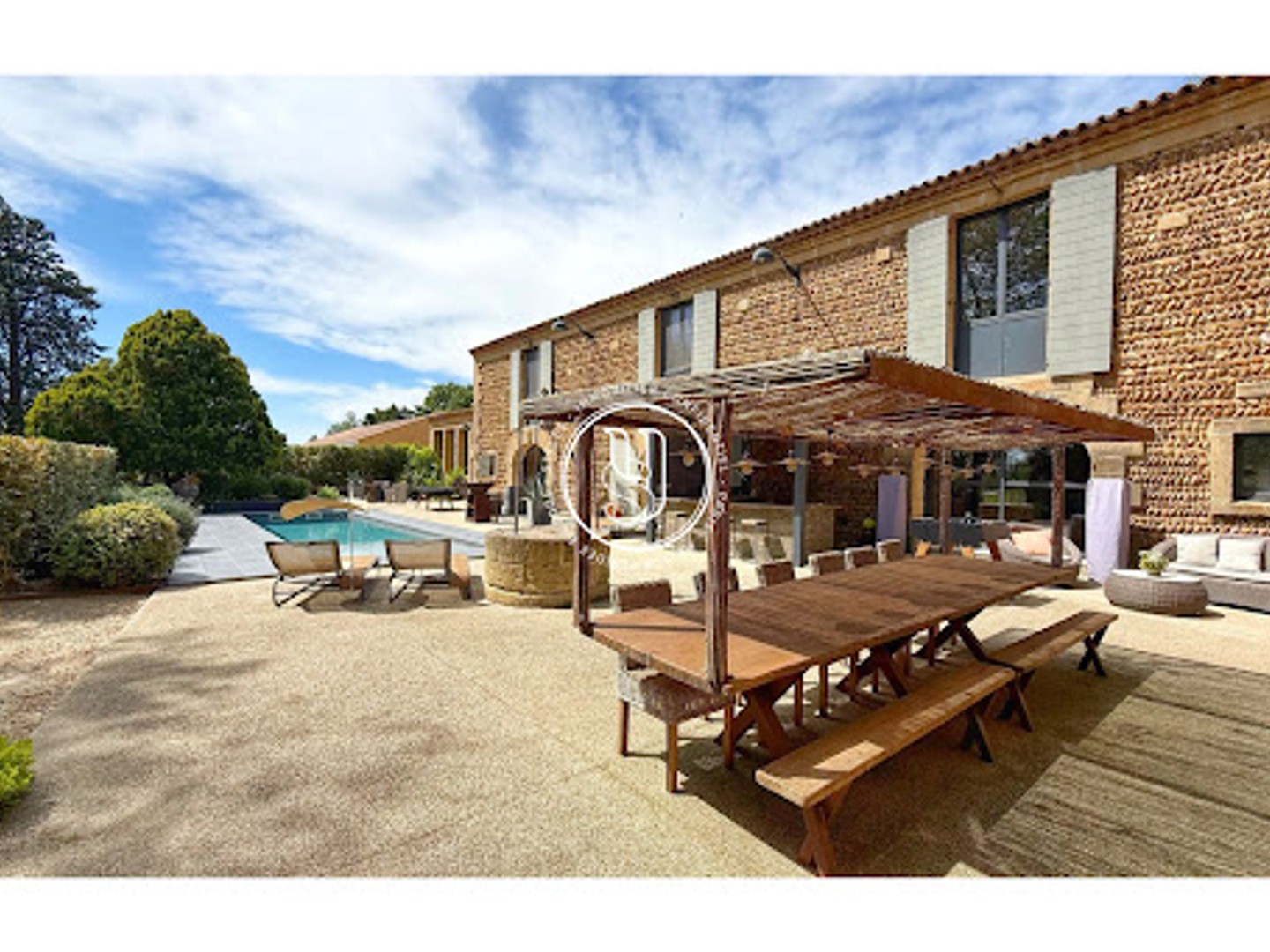 Maison 10 pièces 521 m²