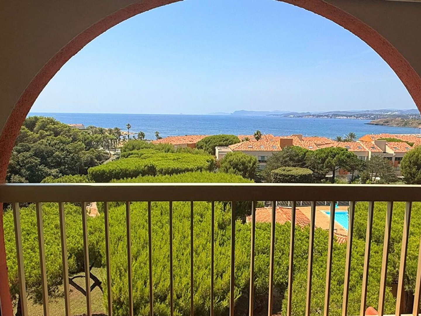Appartement à vendre - 3 pièces - 57m2 - Six-Fours-Les-Plages (83140)
