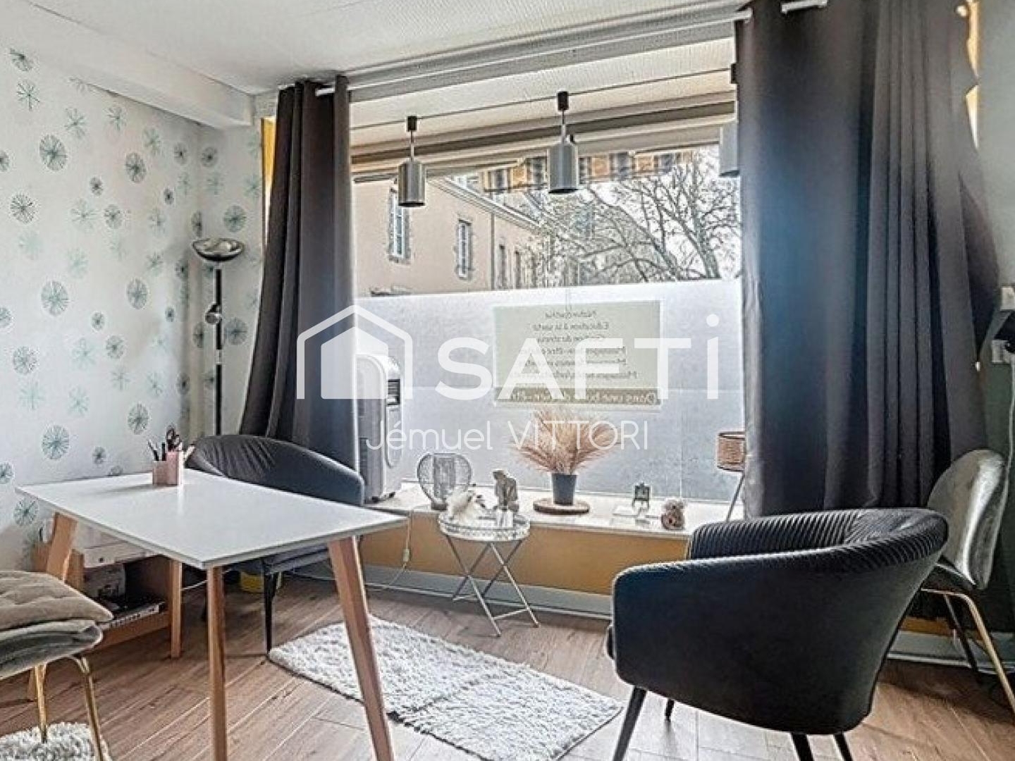 Immeuble à vendre - 202m2 - Ernée (53500)
