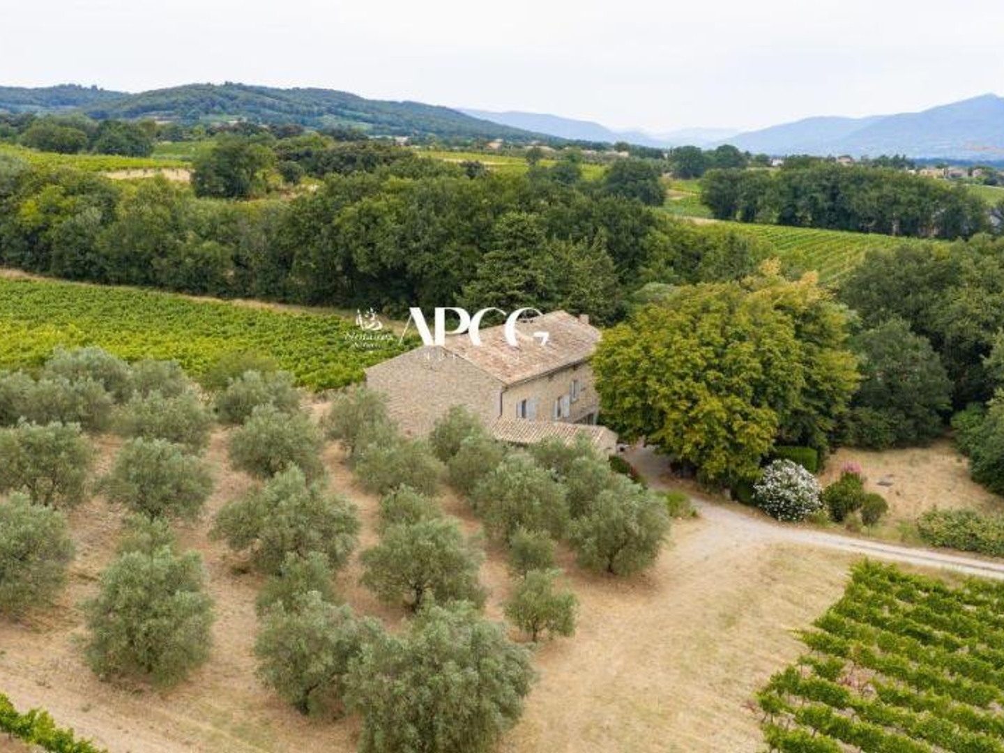 Maison à vendre - 7 pièces - 152m2 - Saint-Maurice-Sur... (26110)