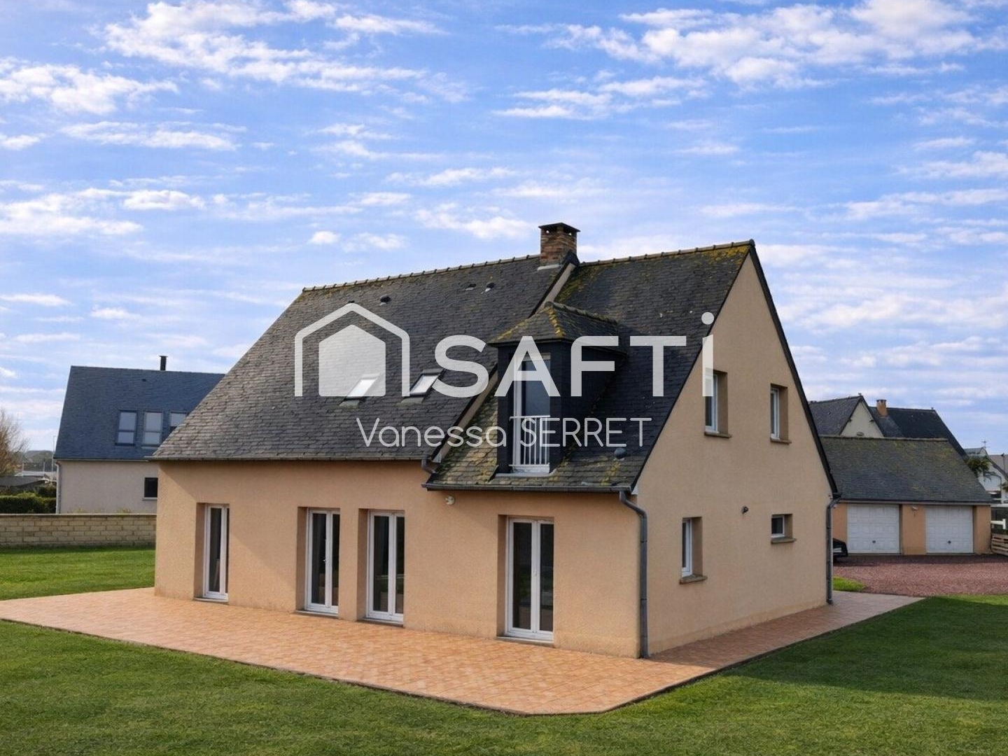 Maison à vendre - 5 pièces - 161m2 - Vierville-Sur-Mer (14710)