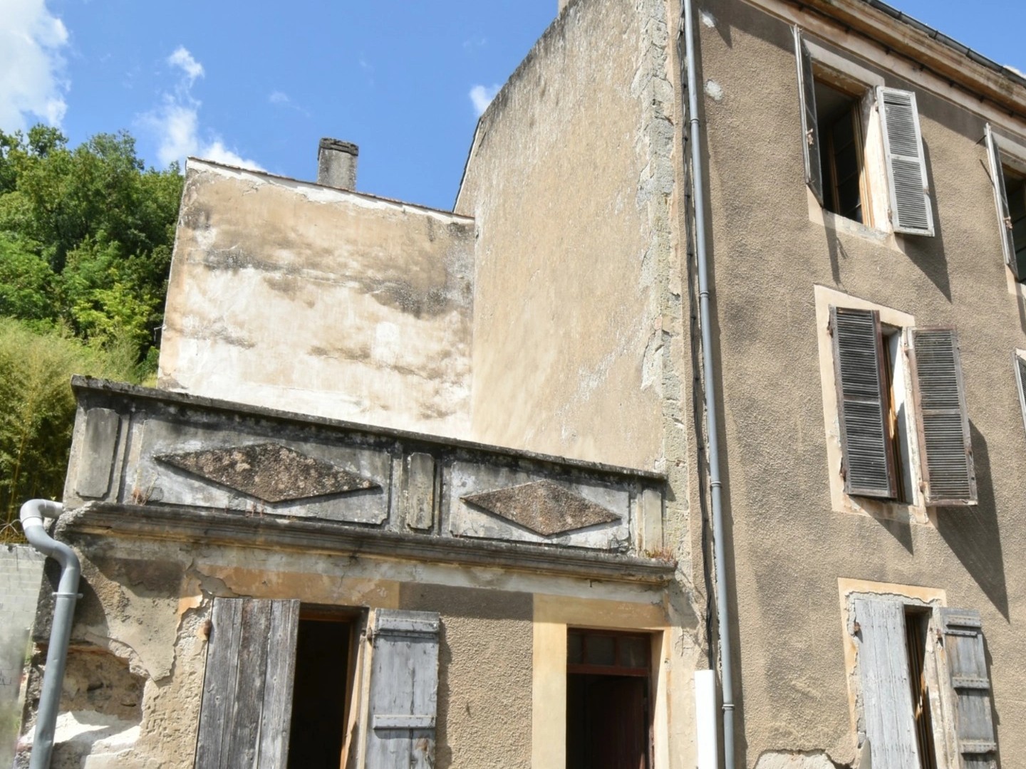 Maison 10 pièces 236 m²