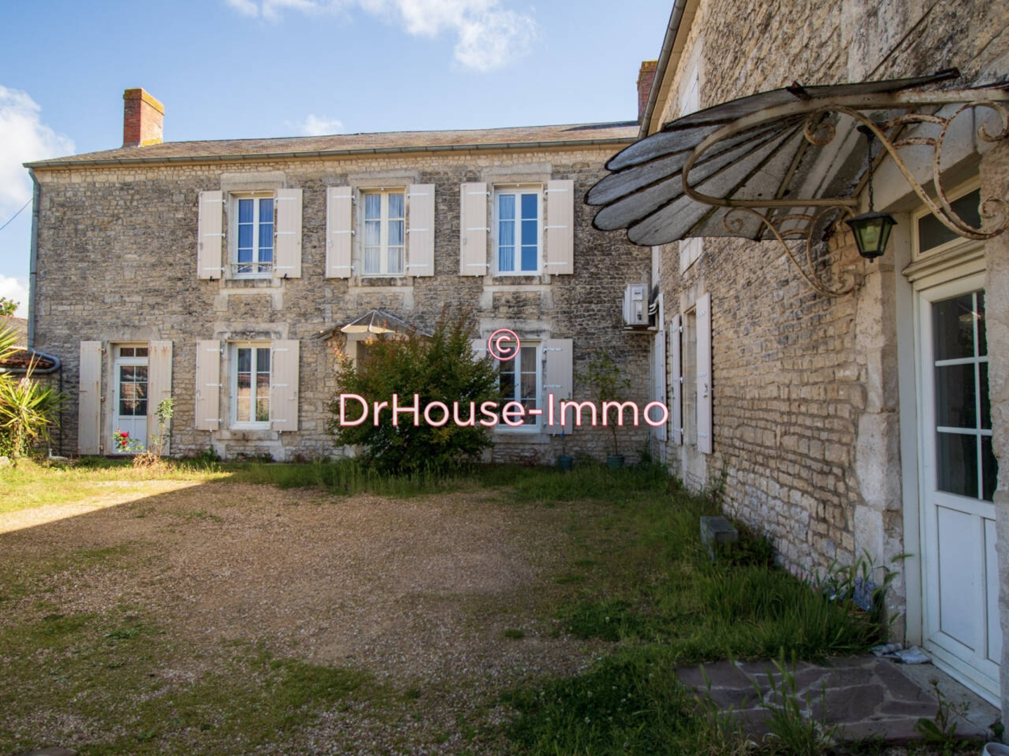 Maison 8 pièces 232 m²