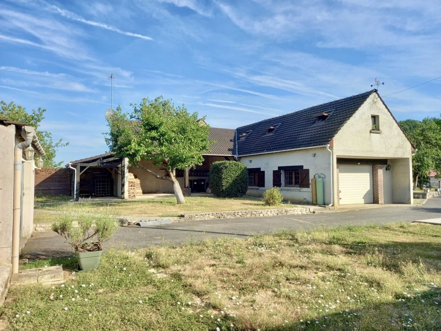 Maison à vendre - 7 pièces - 133m2 - Donnemarie-Dontilly (77520)