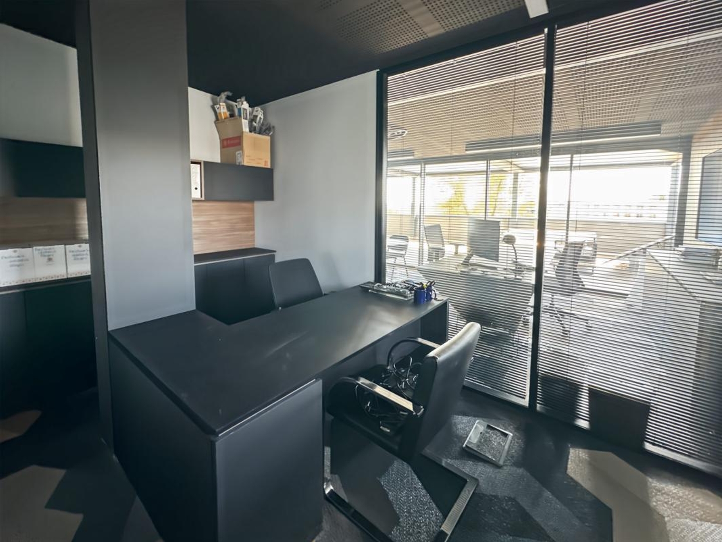 DARDILLY TECHLID - Immeuble indépendant de 1 164 m² en vitri