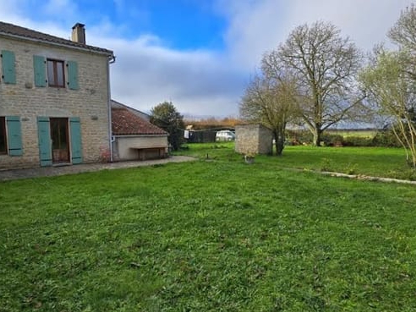 Maison 4 pièces 196 m²