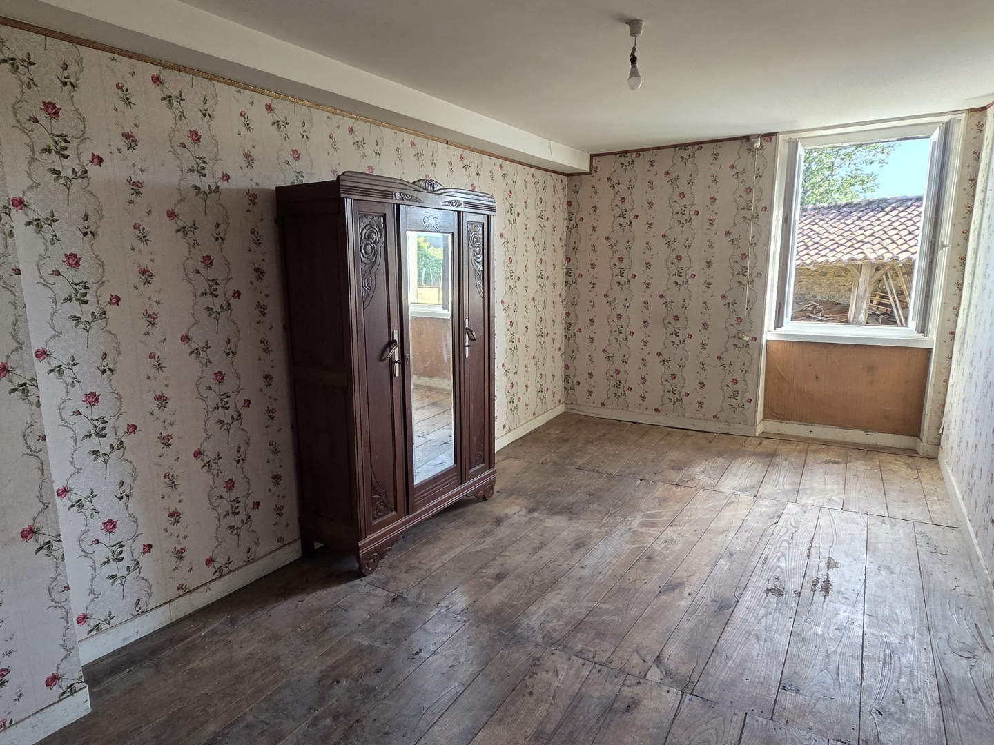 Maison à vendre - 5 pièces - 190m2 - Verneuil (16310)