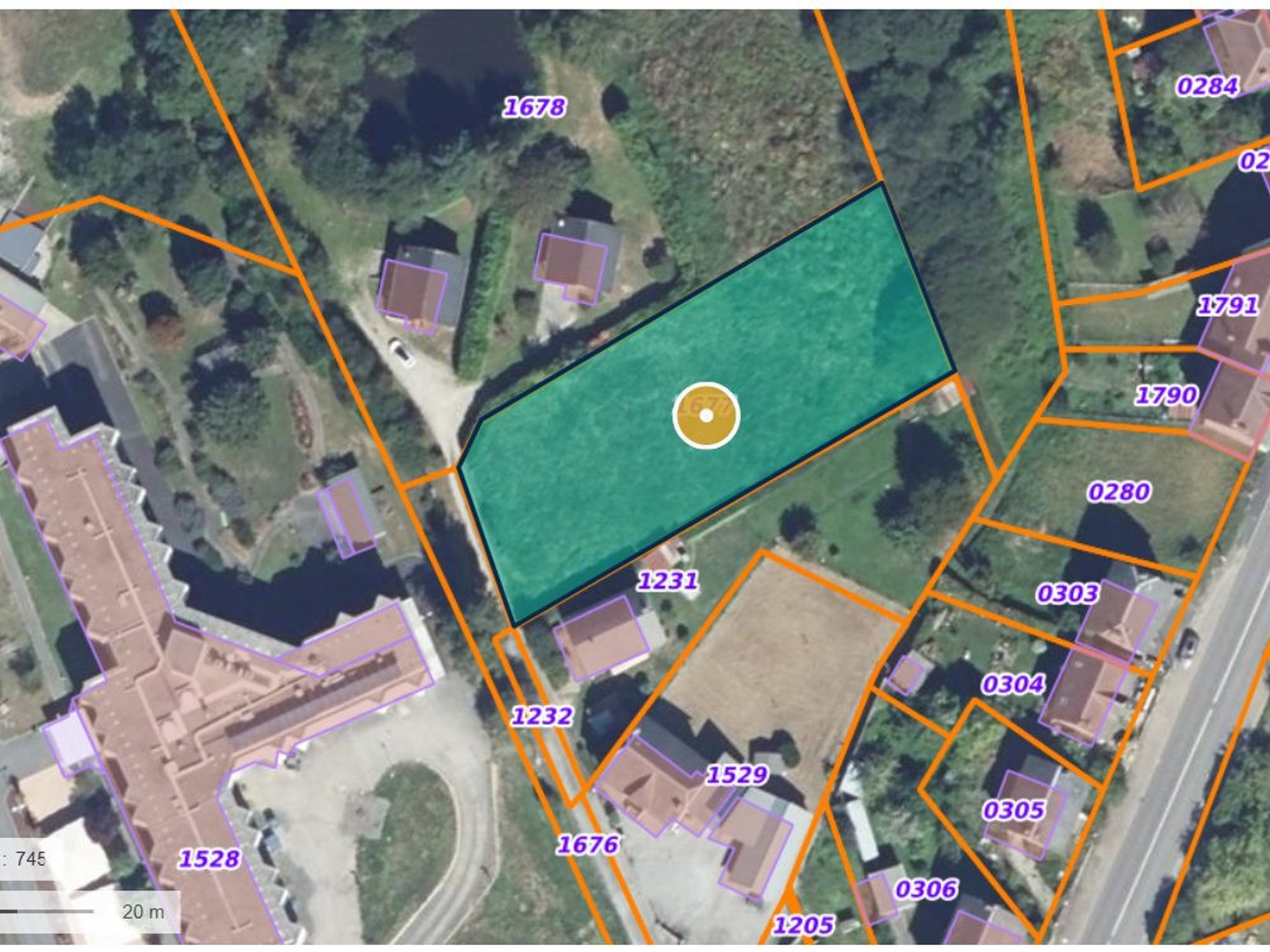 Terrain à vendre - 1783m2 - Merlines (19340)