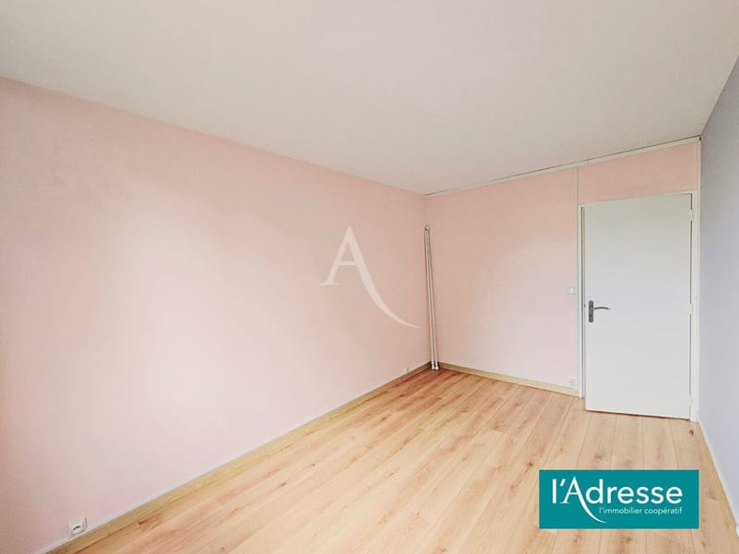 Appartement à vendre - 4 pièces - Reims (51100)