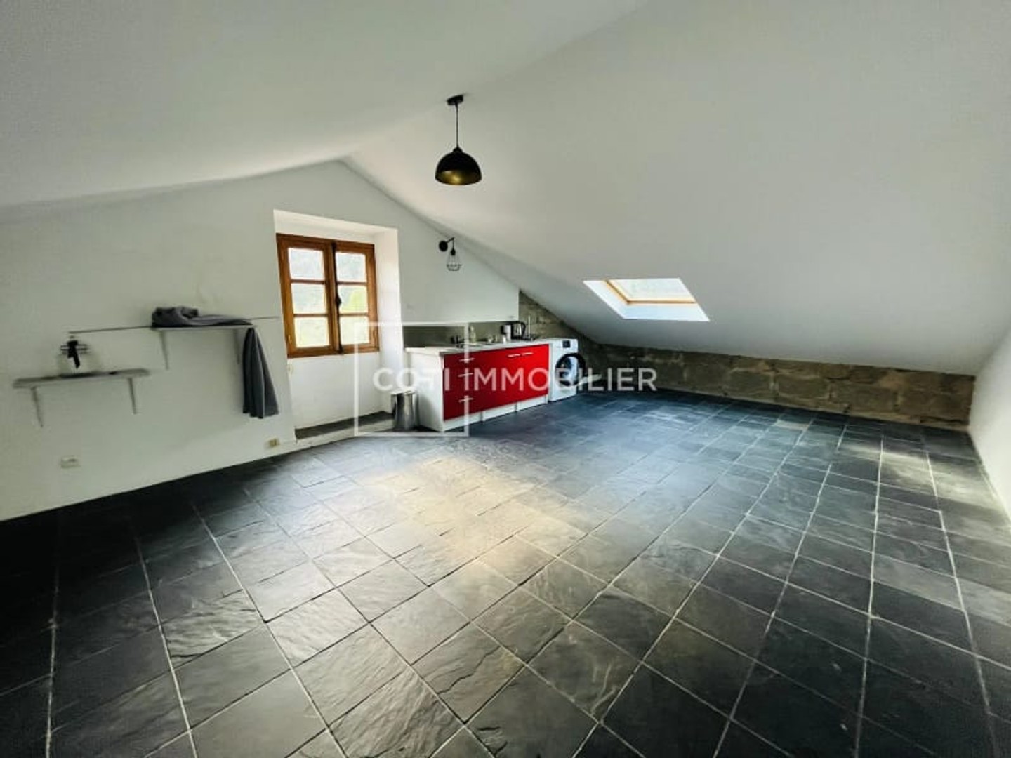 Appartement 1 pièce 78 m²
