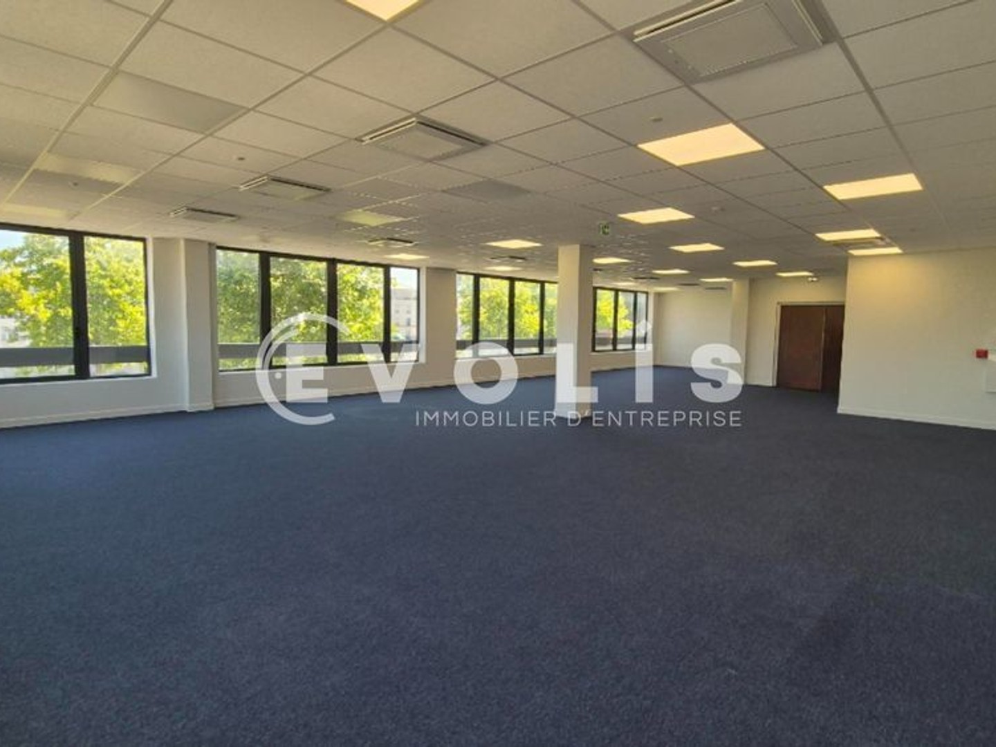 Bureaux - A VENDRE - 171 m² non divisibles