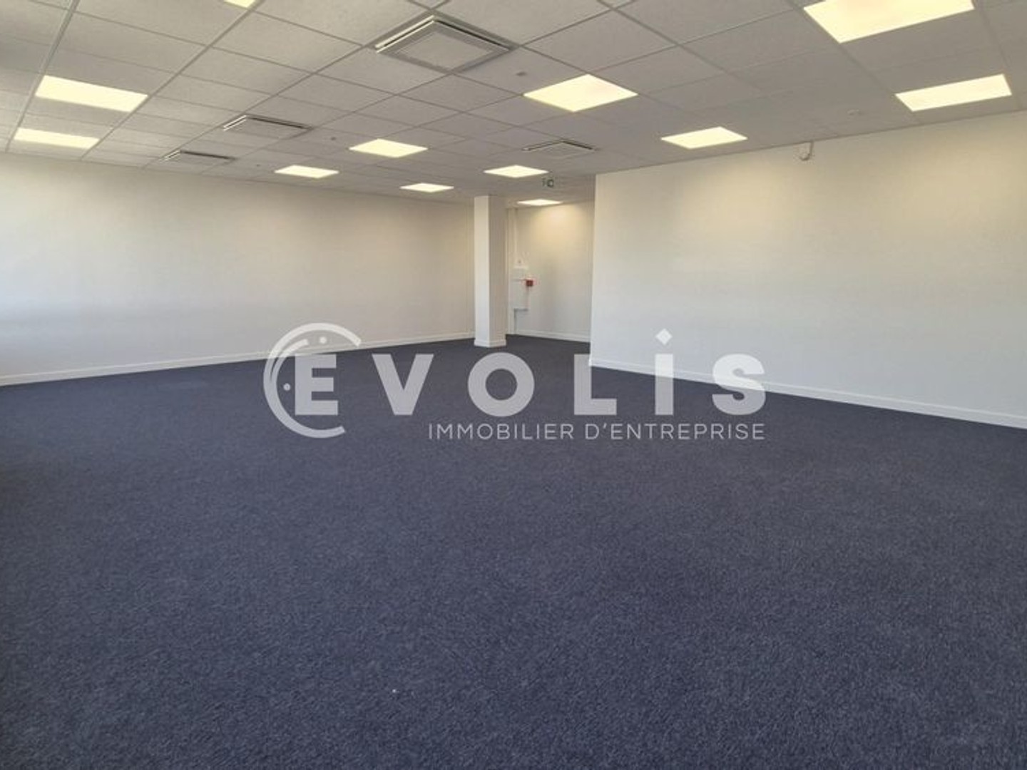 Bureaux à vendre - 171m2 - Chessy (77700)