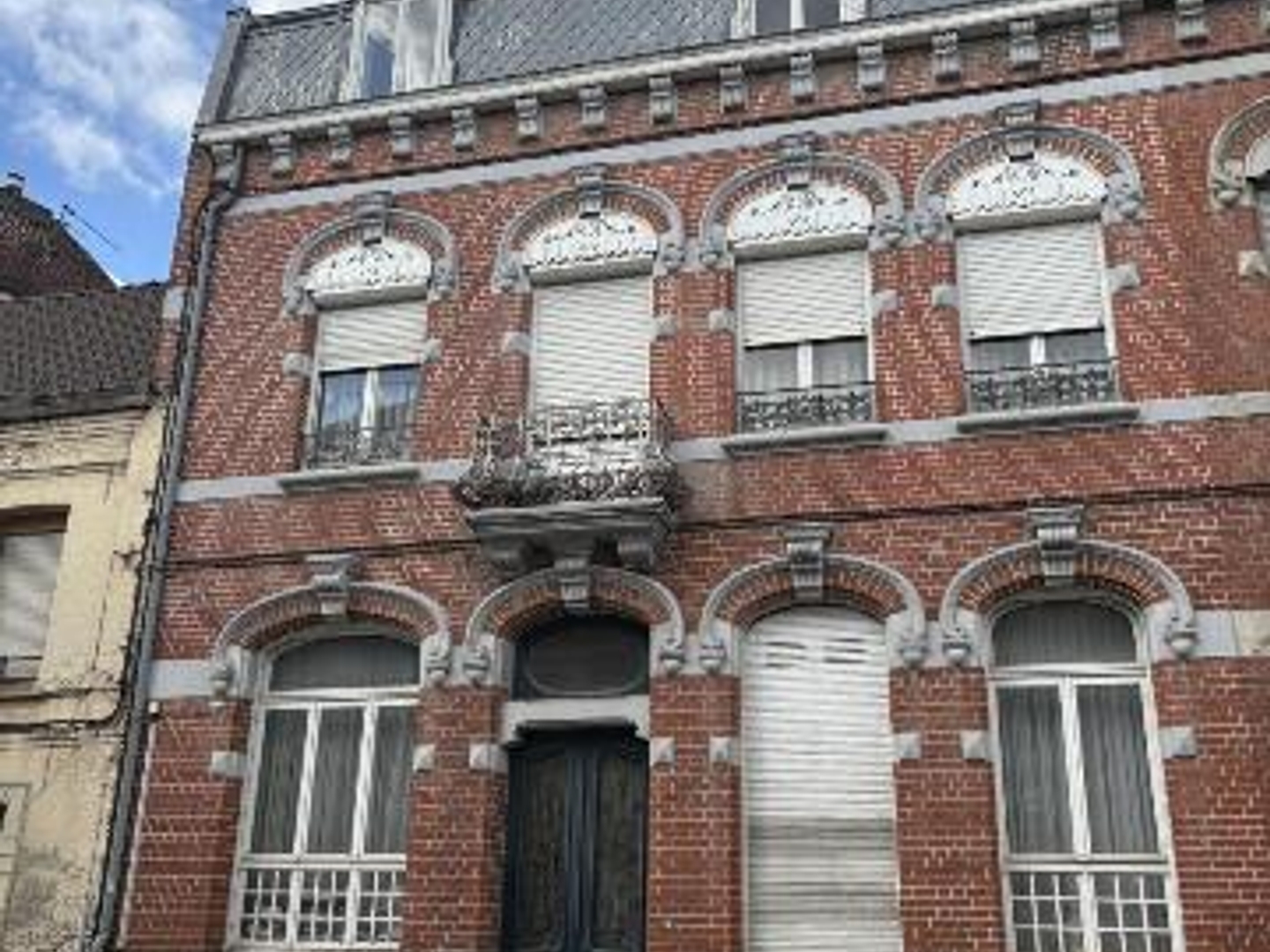 Maison 10 pièces 235 m²