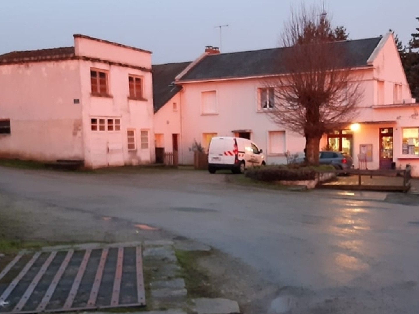 Maison avec appartements 310 m²