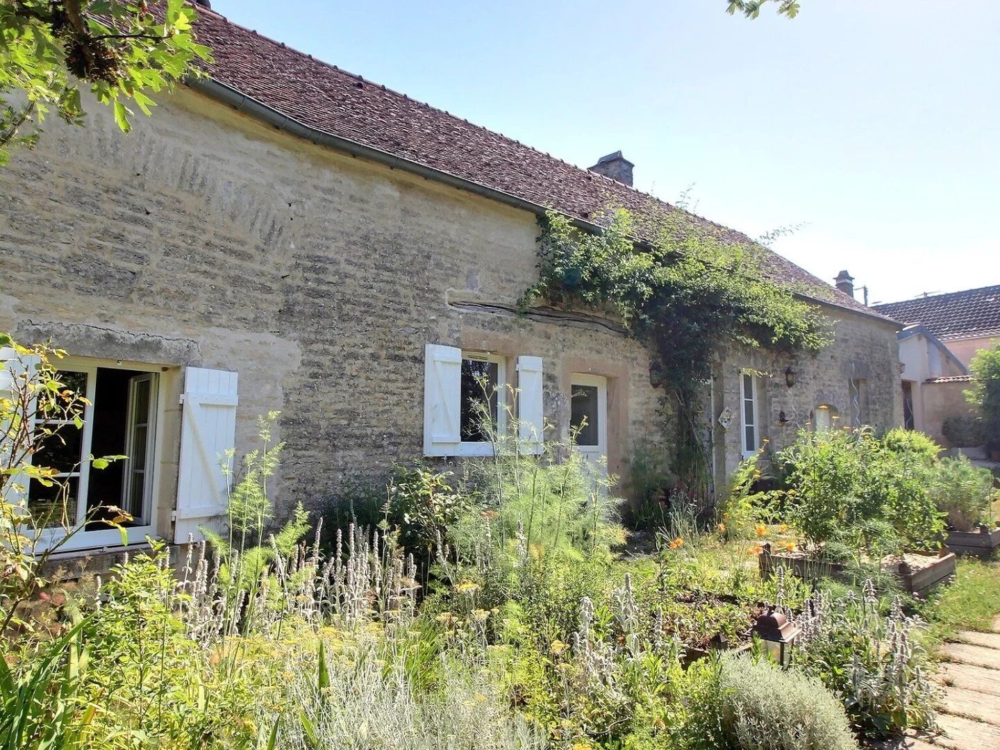 Maison à vendre - 350m2 - Arthonnay (89740)