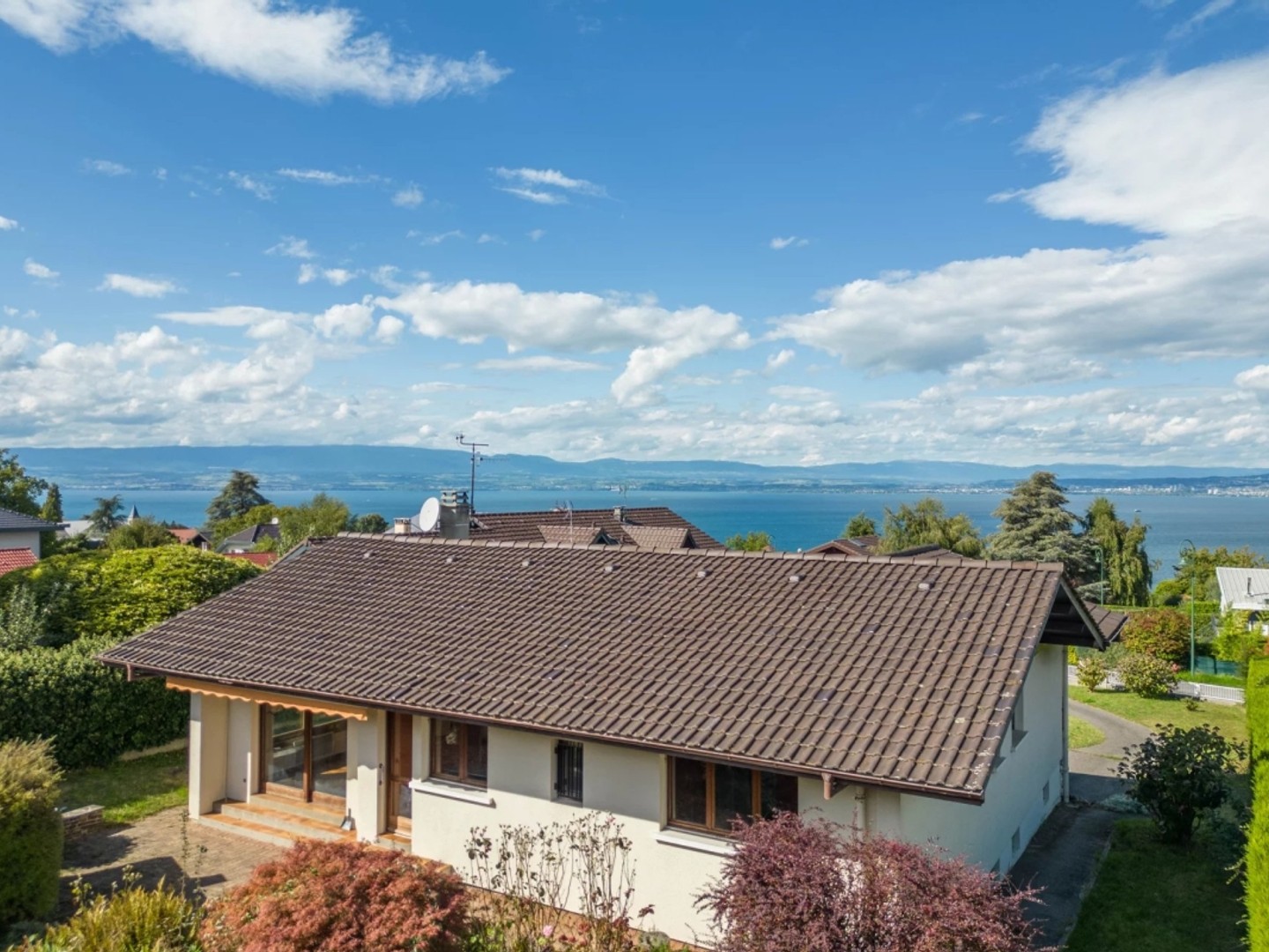 Neuvecelle - Villa de plain-pied - Vue lac - 1 200 m² de terrain