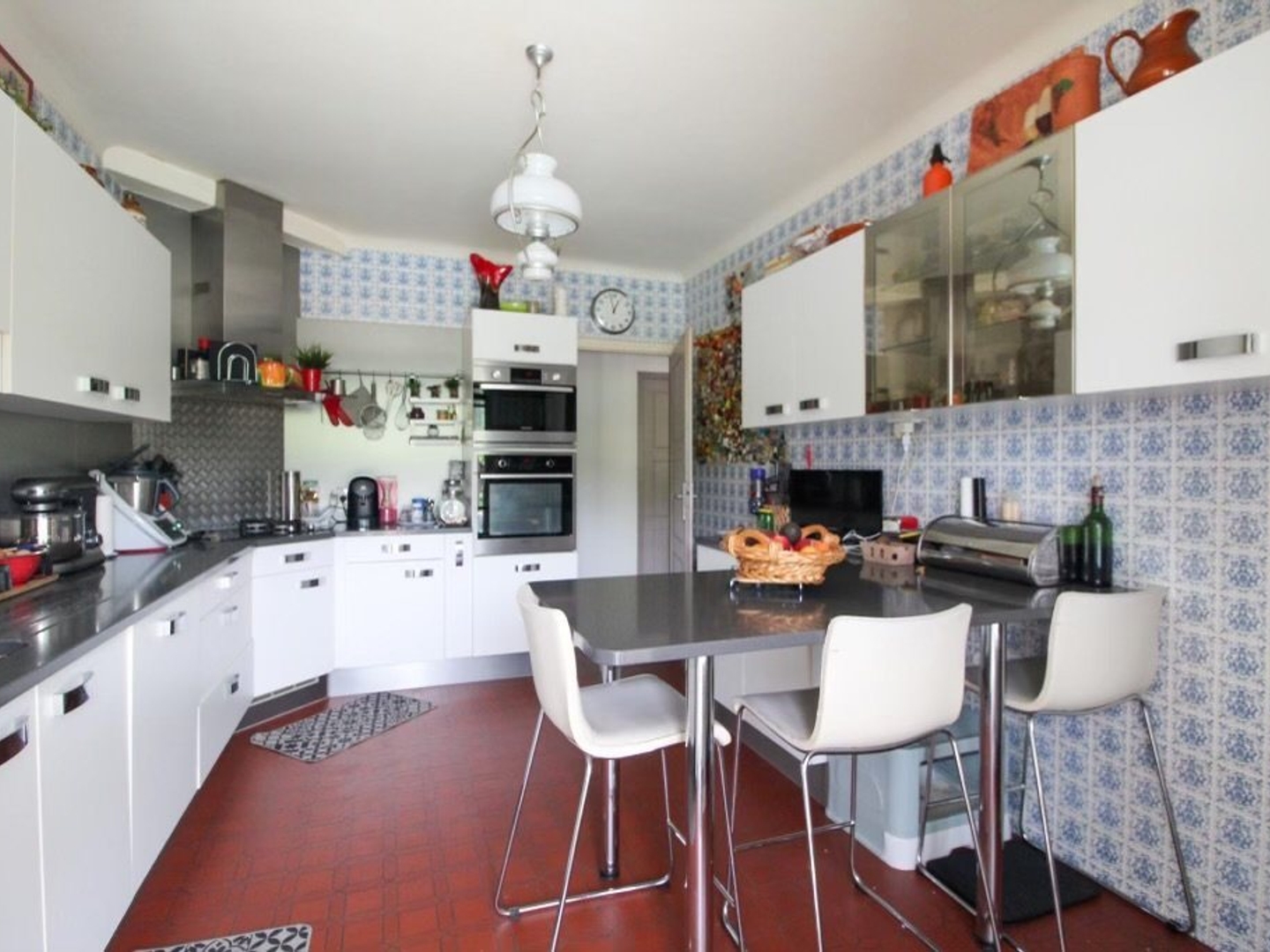 Maison à vendre - 6 pièces - 276m2 - Saint-Affrique (12400)
