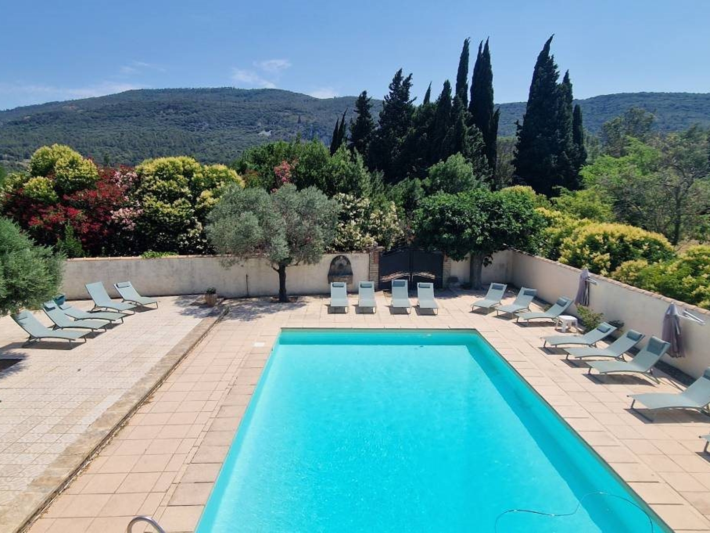 Maison à vendre - 300000m2 - Narbonne (11100)